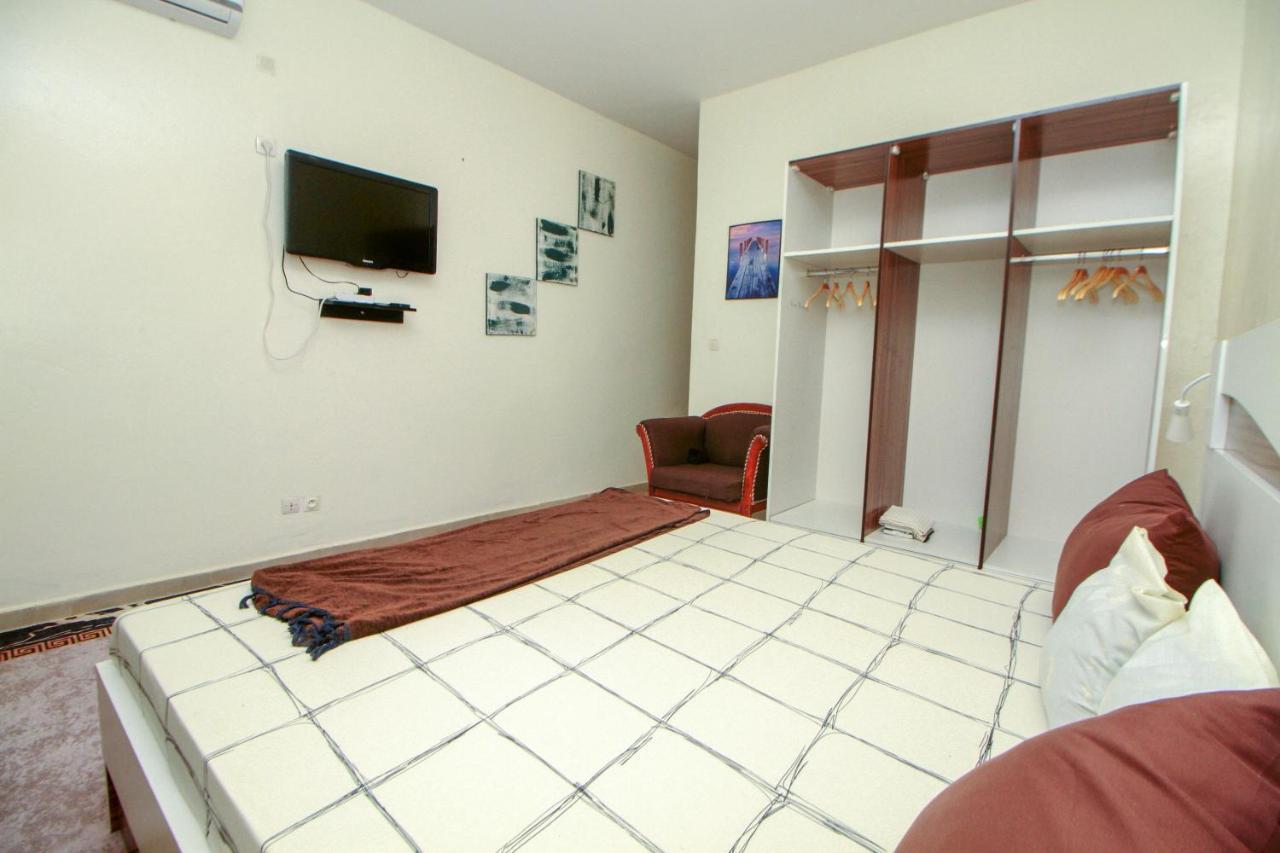 "La Coquille", Joli Loft, Moderne, Propre, Sur Et Calme Au Coeur De Saly Apartamento Exterior foto